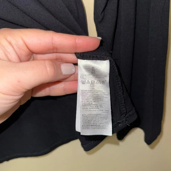 Old Navy Black Long-Sleeve Shirt - Picture 4 of 4